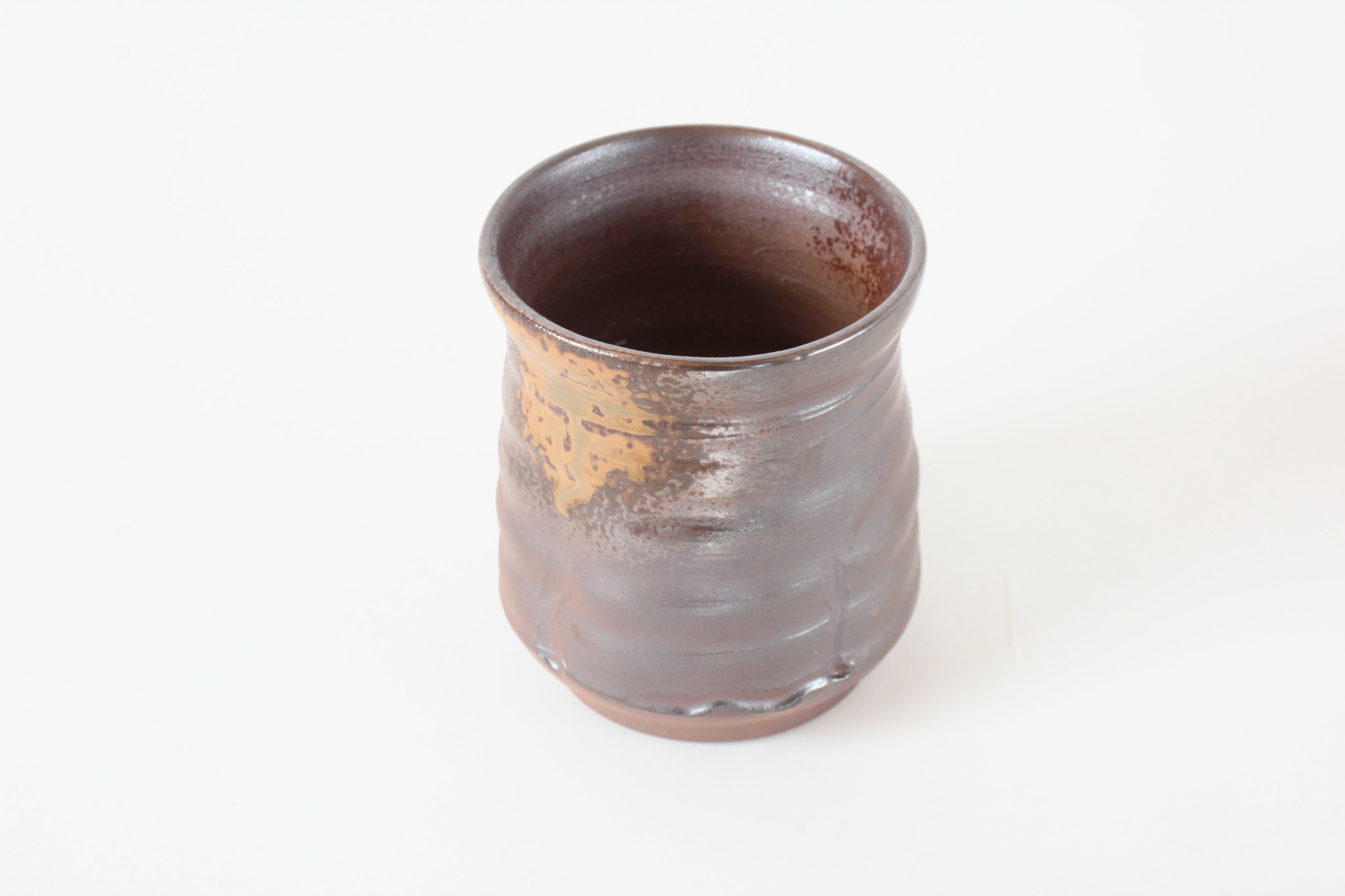 Bizen ware Japanese Pottery Yunomi Chawan Tea Cup, Hourglass Shape, Rusty Brown, Made in Japan