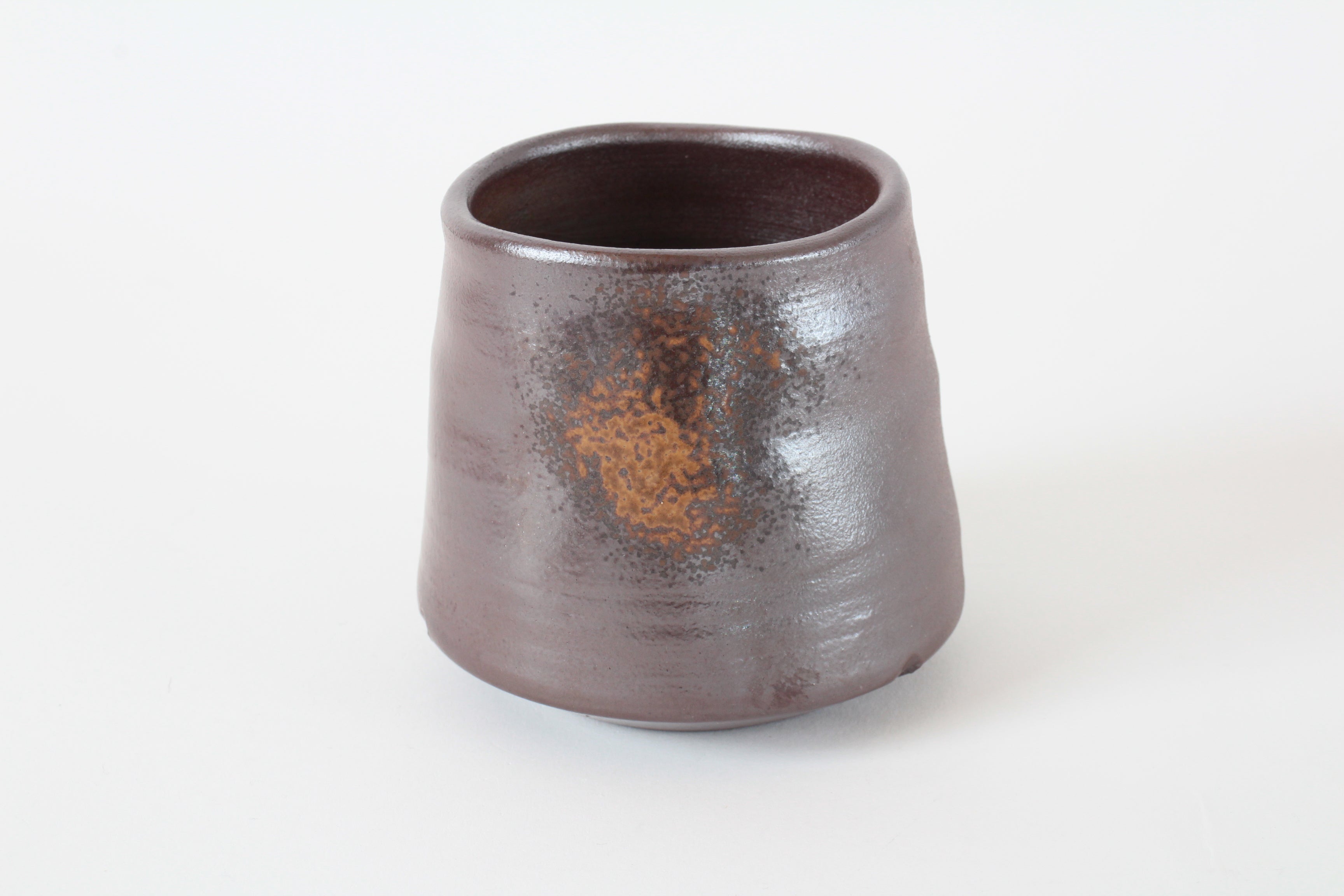 Bizen ware Japanese Pottery Yunomi Chawan Tea Cup, Trapezoid, Rusty Brown, Made in Japan