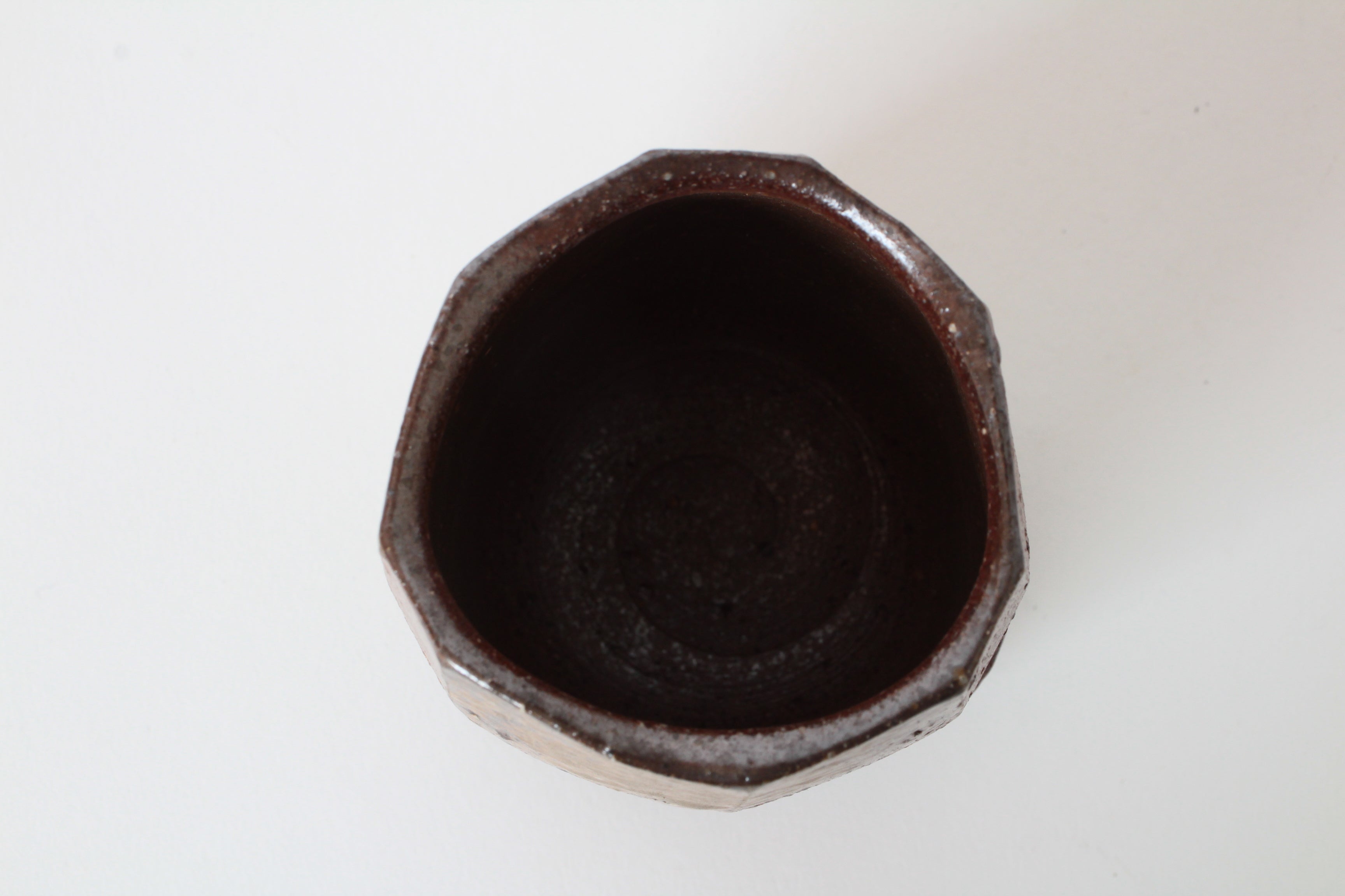 Bizen ware Japanese Pottery Yunomi Chawan Tea Cup, Tree Trunk, Rusty Brown, Made in Japan