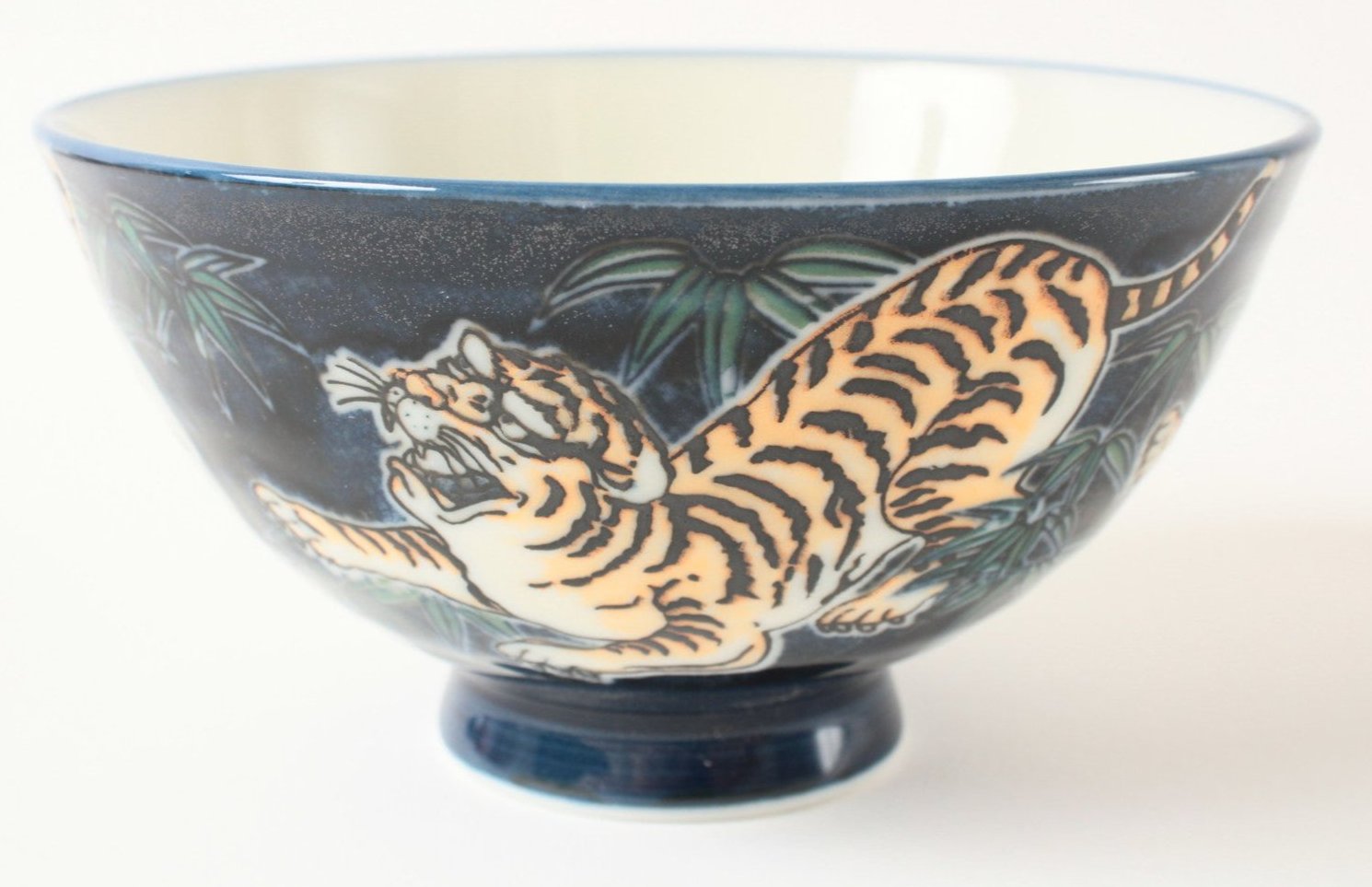 Mino ware Japanese Ceramics Rice Bowl Roaring Tiger Blue made in Japan