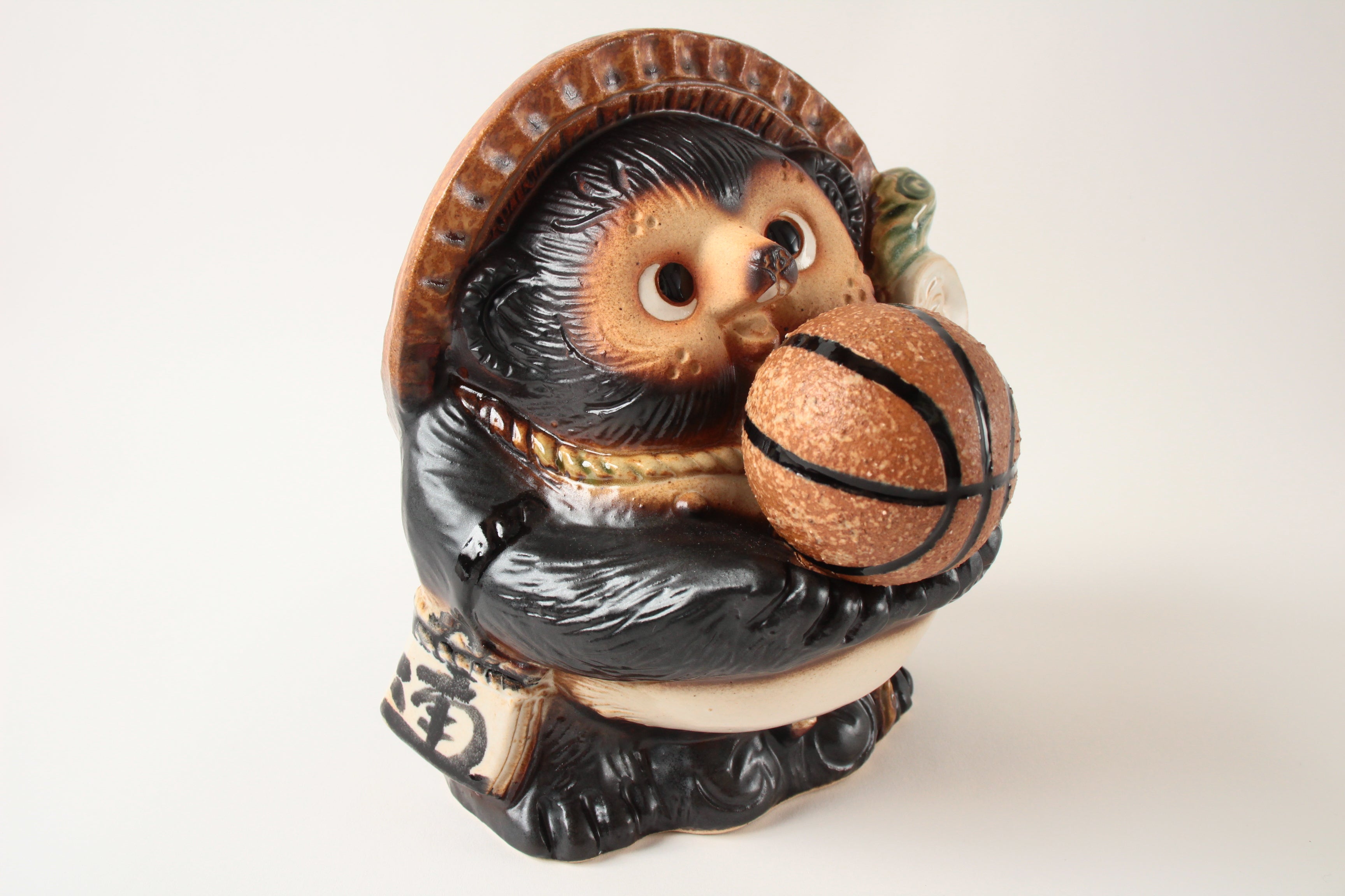 Shigaraki ware Japanese Ceramic Statue Lucky Fatty Raccoon Brown Basketball made in Japan