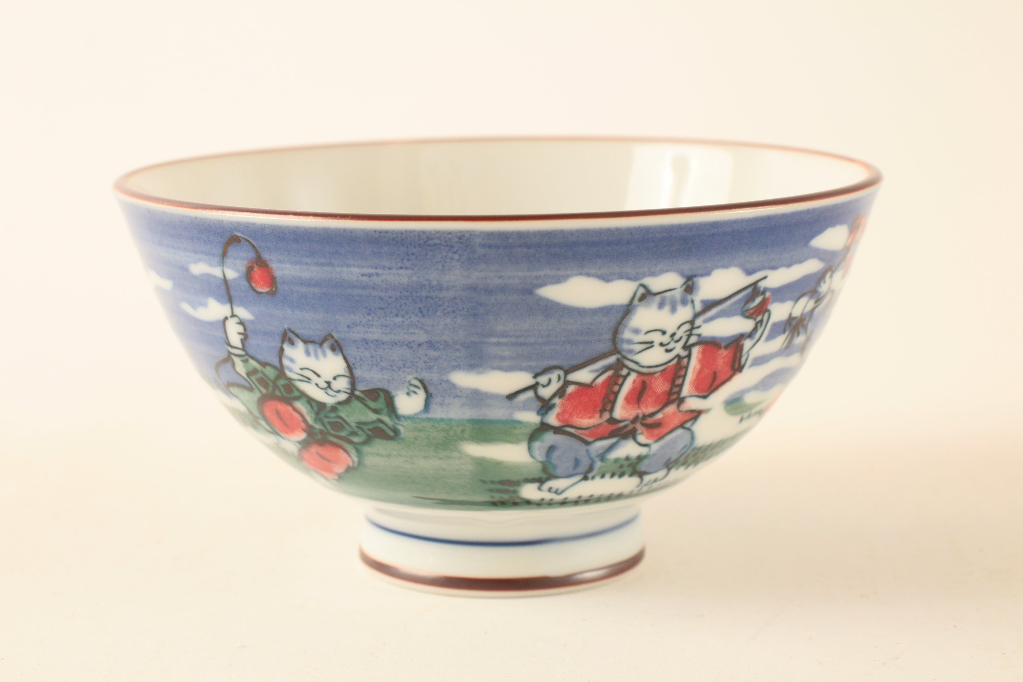 Mino ware Japanese Ceramics Rice Bowl Red Mt. Fuji  w/ Dancing Cat made in Japan