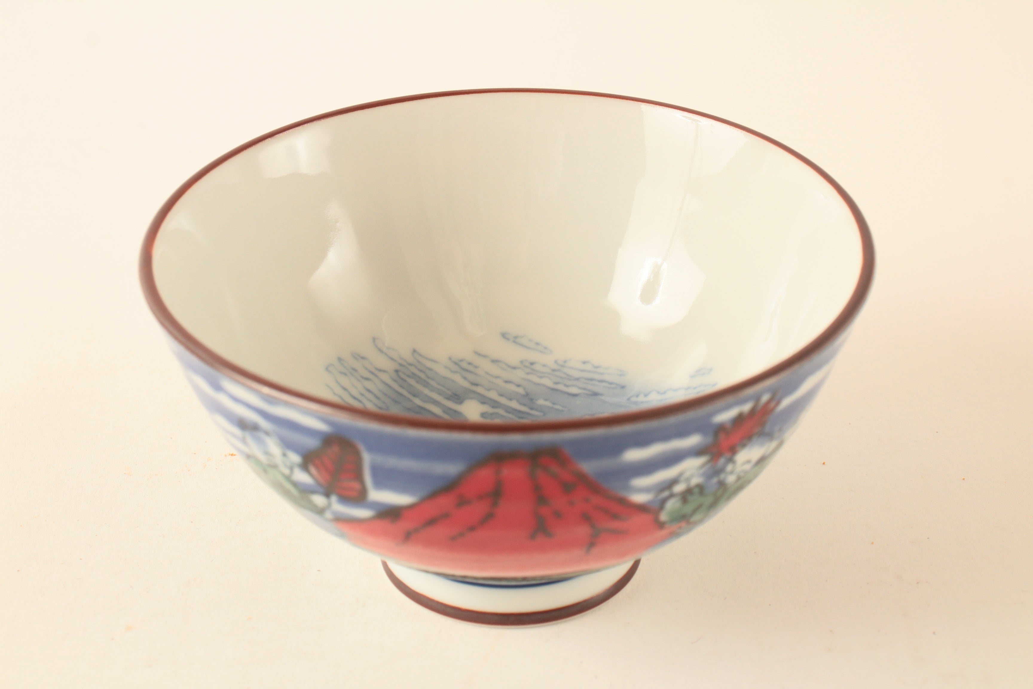 Mino ware Japanese Ceramics Rice Bowl Red Mt. Fuji  w/ Dancing Cat made in Japan