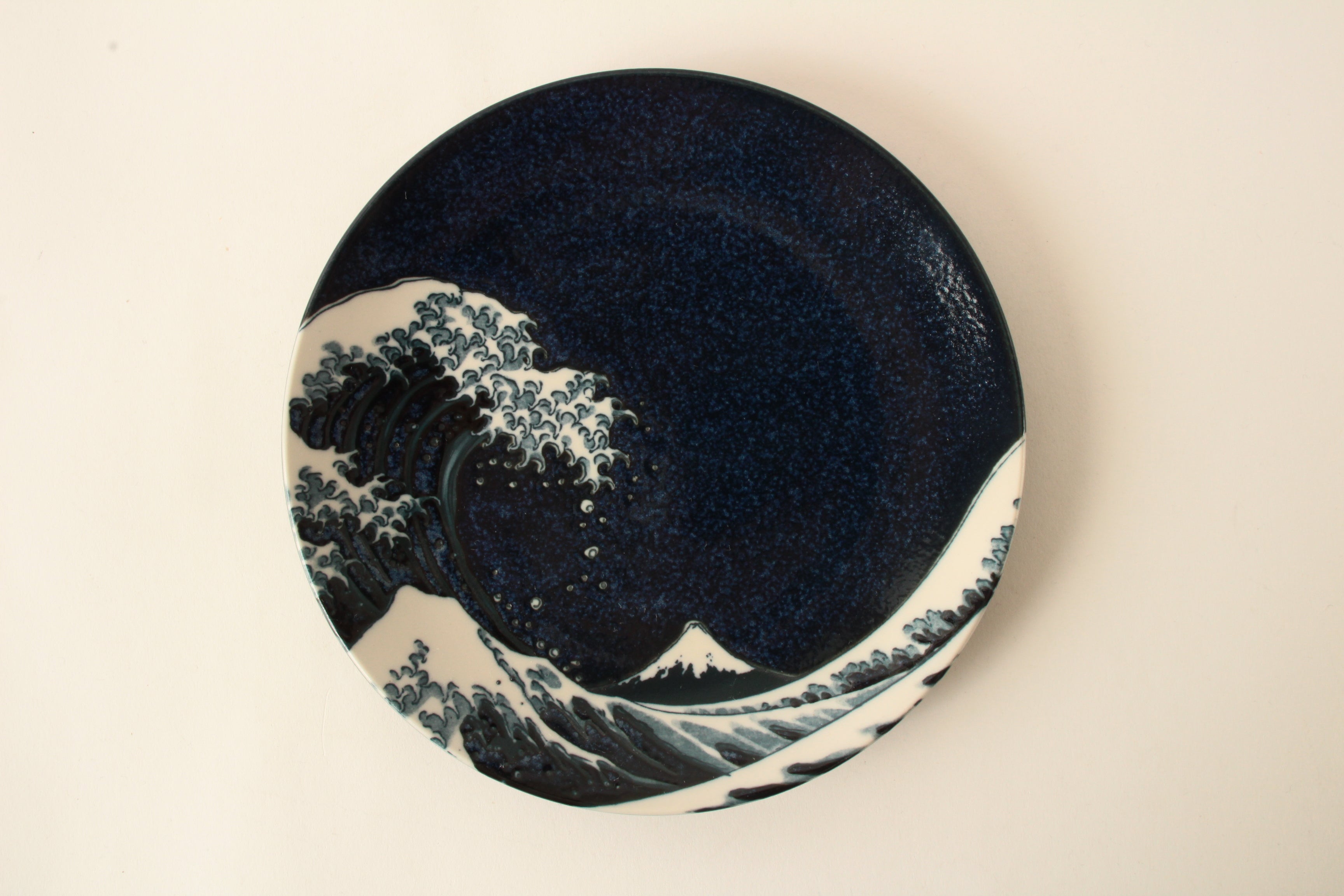 Mino ware Japanese Ceramics Big Wave & Mt. Fuji Navy Blue Plate Set of 2 made in Japan