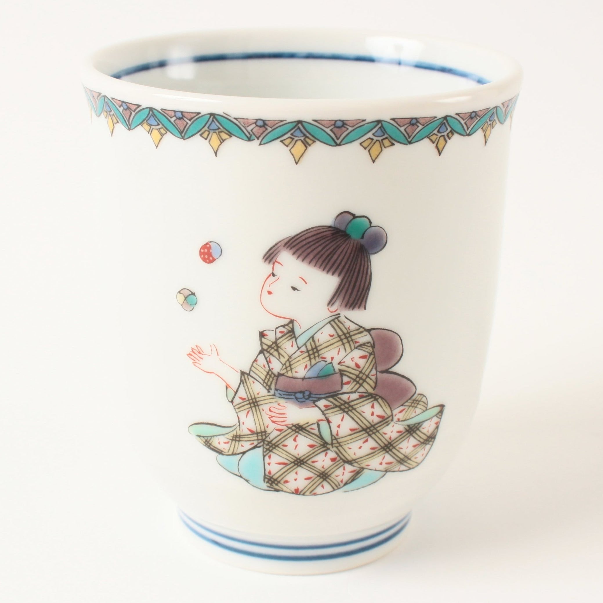 Kutani ware Japan Ceramic Yunomi Chawan Tea Cup Child Playing w/ Juggling Balls made in Japan