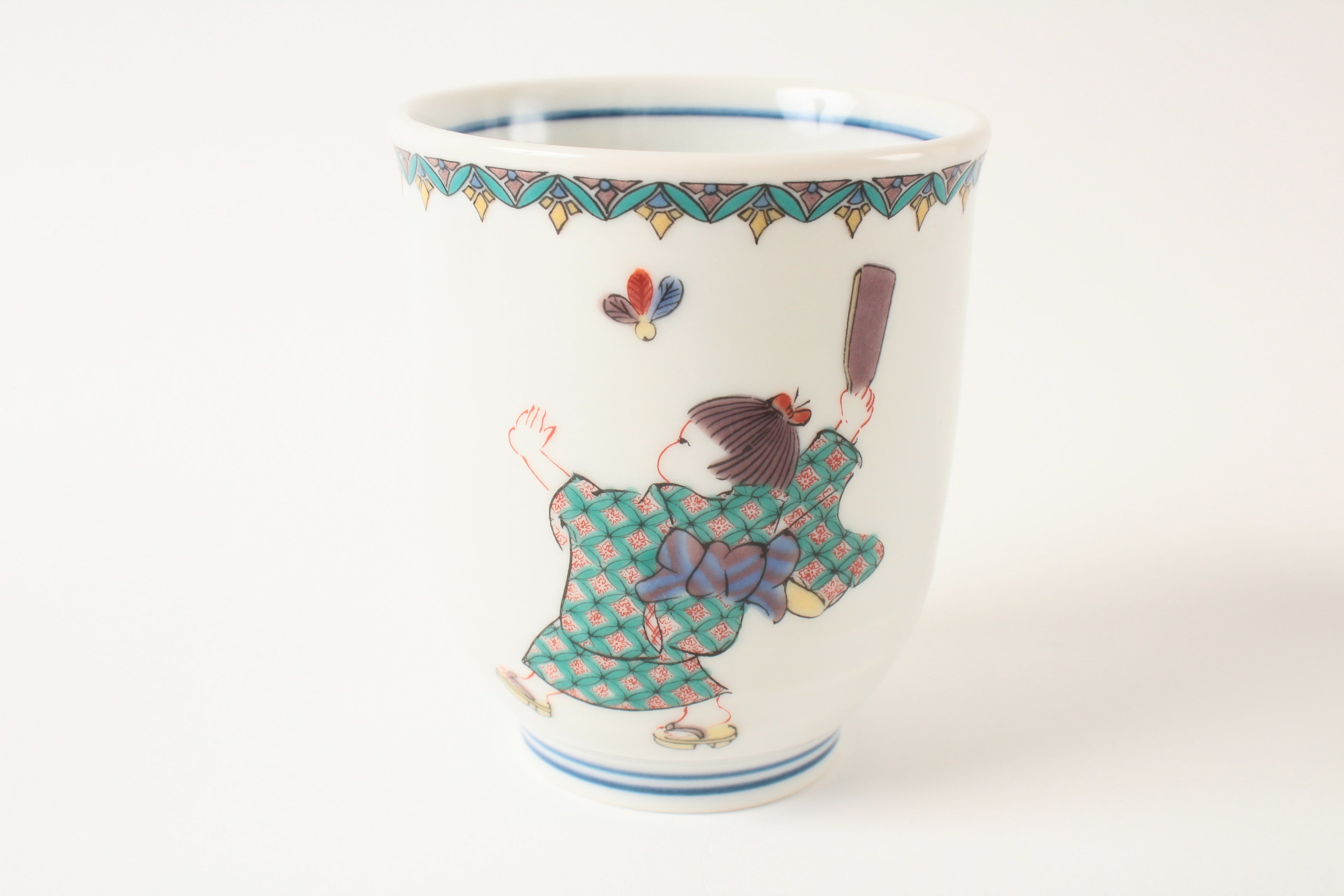 Kutani ware Japan Ceramic Yunomi Chawan Tea Cup Child Playing w/ Juggling Balls made in Japan